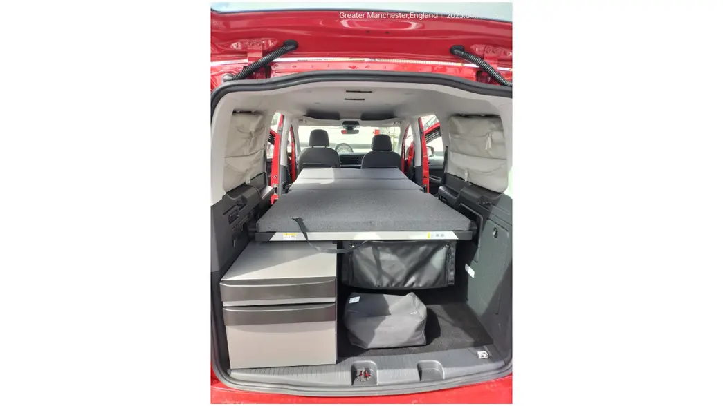 VW Caddy California Maxi 3